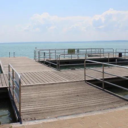 Admiral Apartment Csopak