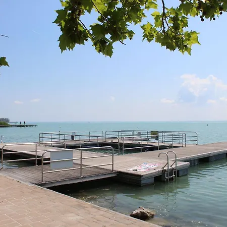 Admiral Apartament *