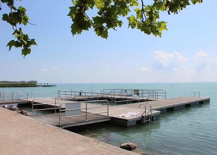 Admiral Apartament *